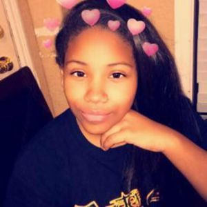 Meet your Posher, Tiara